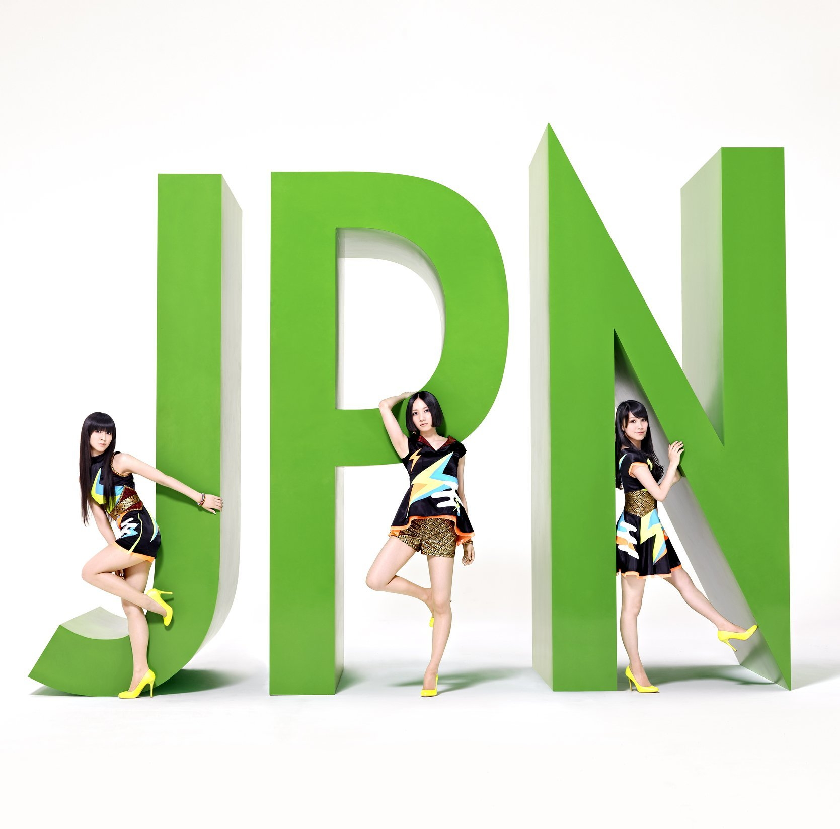 Perfume-JPN-regular-.jpg