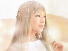 AyumiHamasaki-Dearest-Promo.jpg