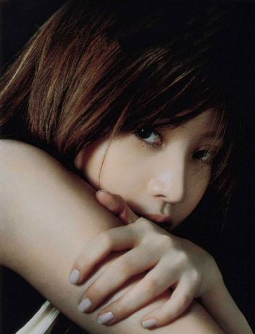 Onitsuka Chihiro promoting the ultimate collection (2004)
