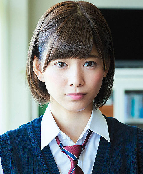 File:Keyakizaka46 Watanabe Risa - Sekai ni wa Ai Shika Nai promo.jpg