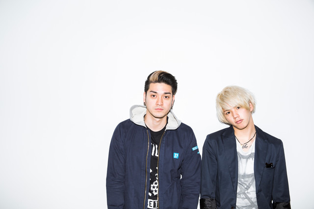 File:SWANKY DANK KOJI & Hiro - Circles promo.jpg