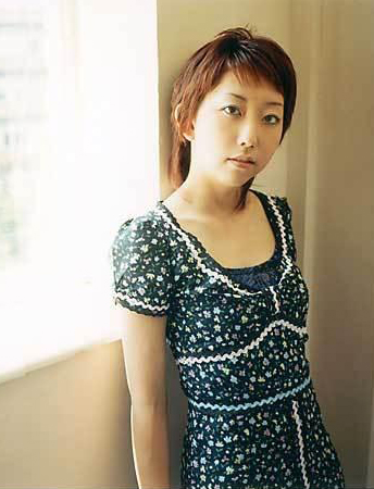 Rie promoting "Negaigoto" (2005)