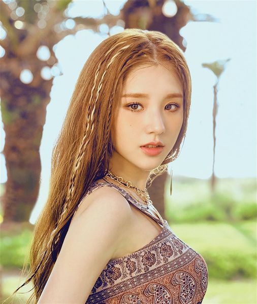 File:HeeJin - 1200 promo.jpg