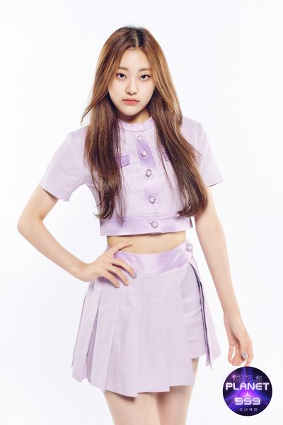 File:Kim Suyeon - Girls Planet 999 promo.jpg