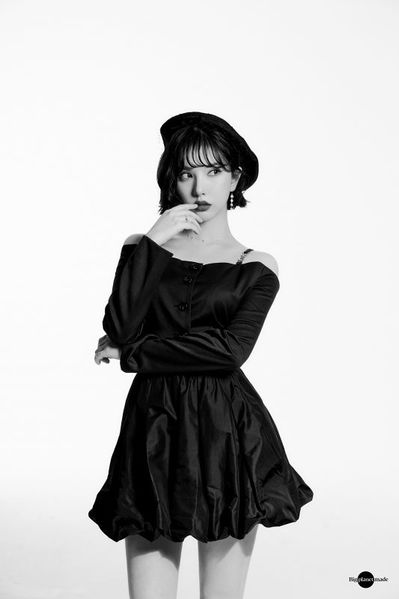 File:VIVIZ Eunha.jpg