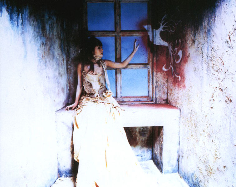 File:LOSTLOLLIPROMO2.jpg