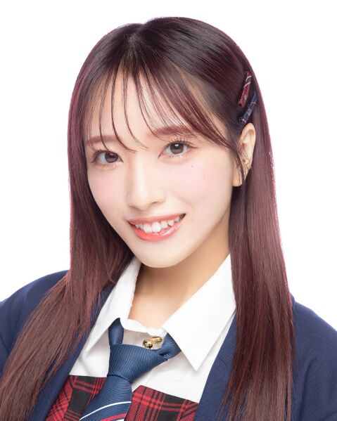 File:AKB48 Mukaichi Mion 2024.jpg