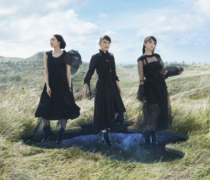 File:Perfume - Mugen Mirai lim.jpg