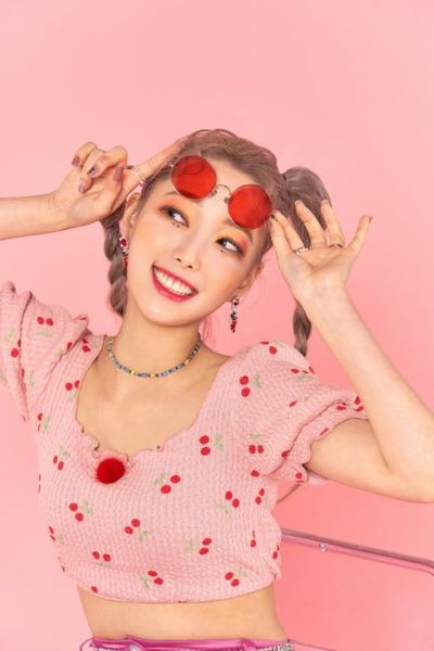 File:U-MIN - nineteen promo.jpg