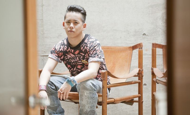 File:LOVESHOTAPROMO.jpg