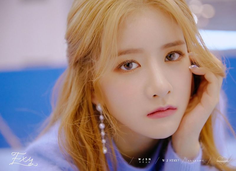 File:Exy - WJ STAY promo.jpg