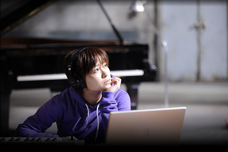 File:Prisoner of Lovepromo.jpg