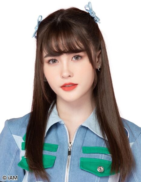 File:BNK48 Niky 2019-2.jpg