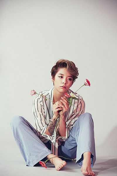 File:Amber (1992).jpg