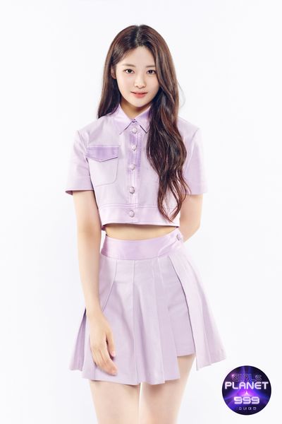 File:Choi Hyerin - Girls Planet 999 promo.jpg