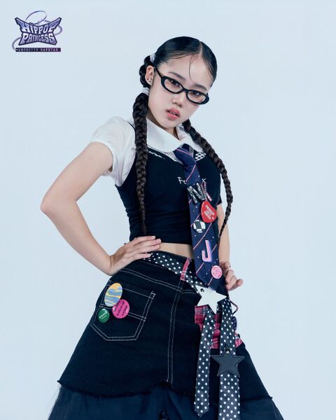 File:Niko - HIP POP PRINCESS promo.jpg