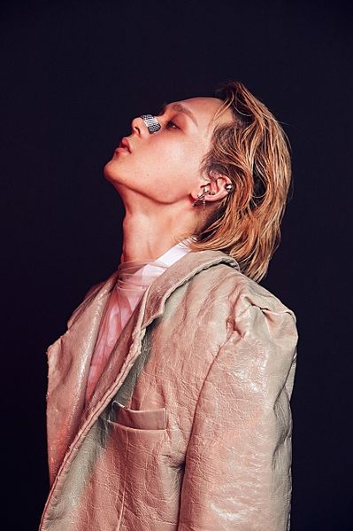 File:DAWN - MONEY promo2.jpg