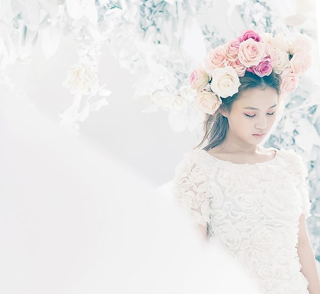 File:Lee Hi.jpg
