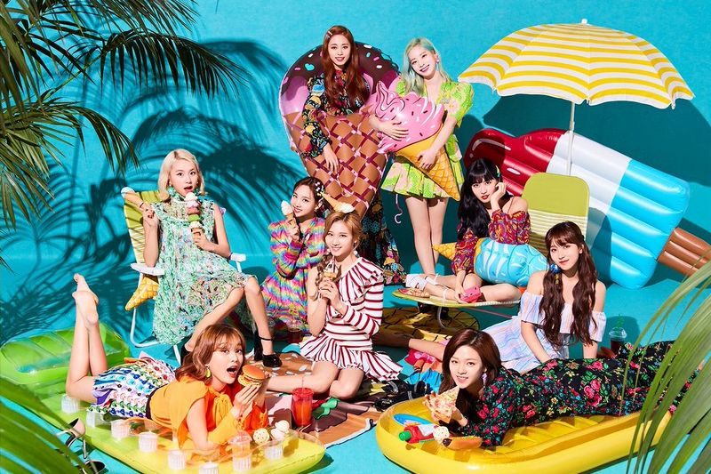 File:TWICE - Happy Happy promo.jpg