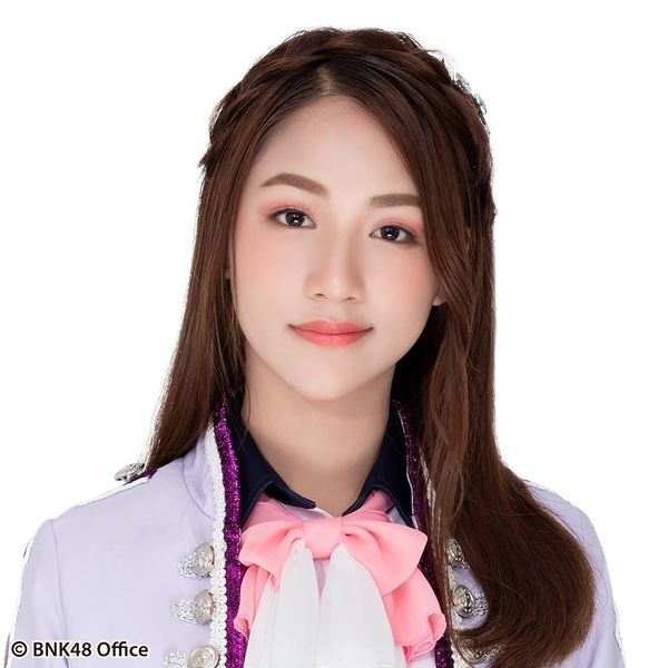 File:BNK48 Cake - BNK Festival promo.jpg