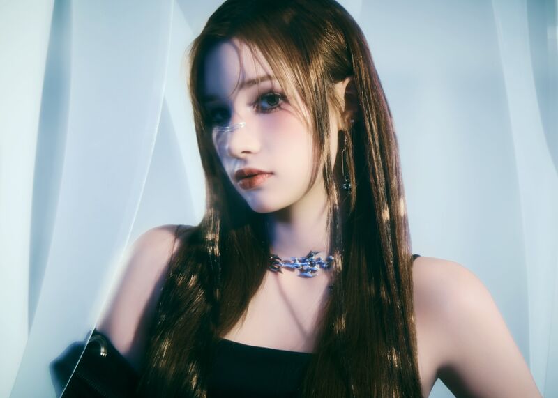 File:Bahiyyih - BUBBLE GUM promo.jpg