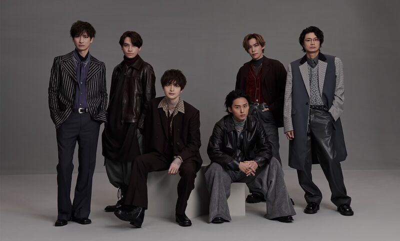 File:Kis-My-Ft2 - HEARTBREAKER promo.jpg