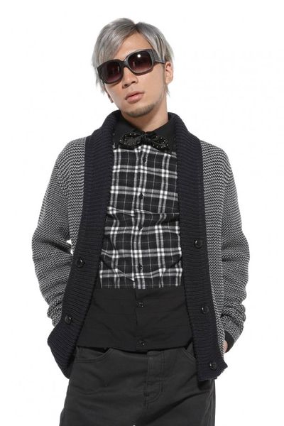 File:miCKun - D.N.A promo.jpg