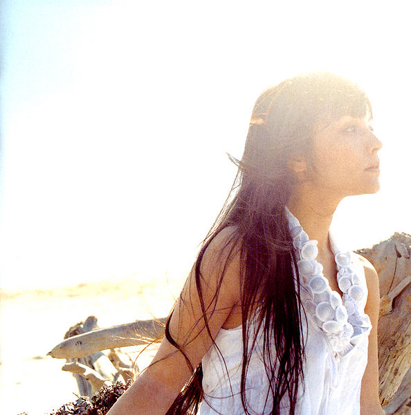 File:oliviacloudypromo.jpg