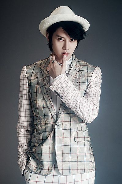 File:Heechul09.jpg