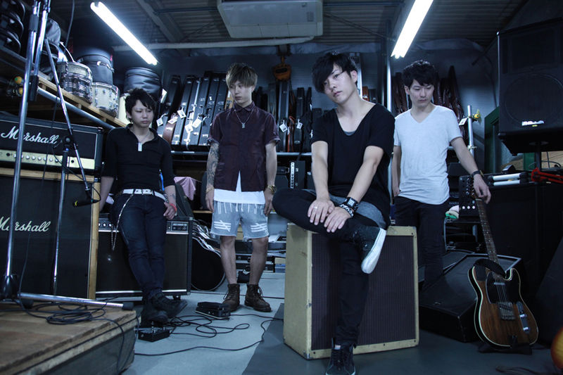 File:RIDDLE - entities promo.jpg