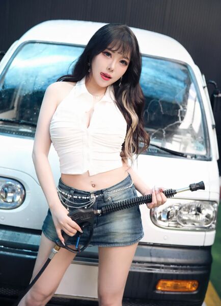 File:Zia - DRIVE promo.jpg