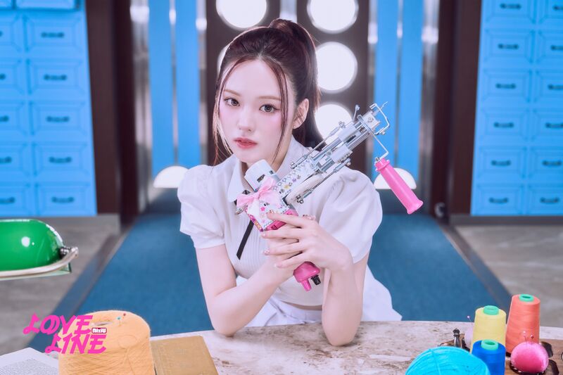 File:Rio - LOVE LINE -Japanese ver.- promo.jpg