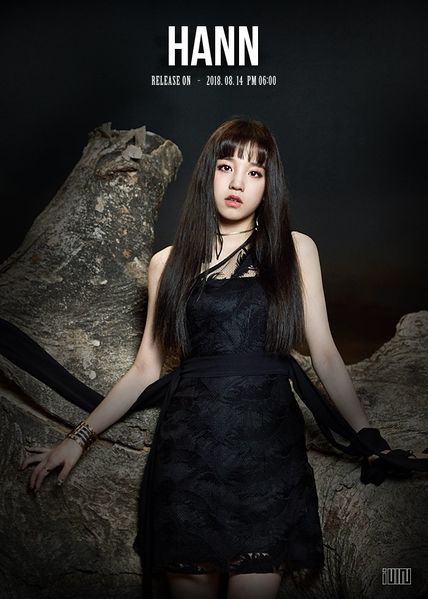 File:Yuqi - HANN promo.jpg