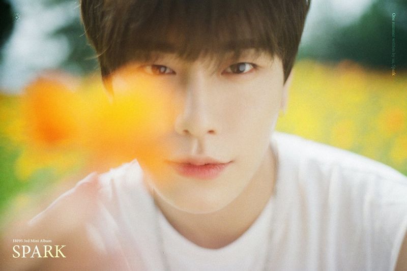 File:Sanggyun - SPARK promo.jpg