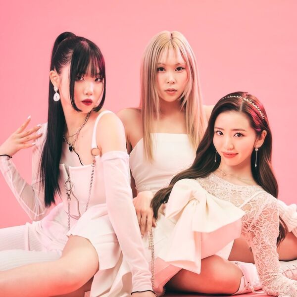 File:PoshGirls 2023.jpg