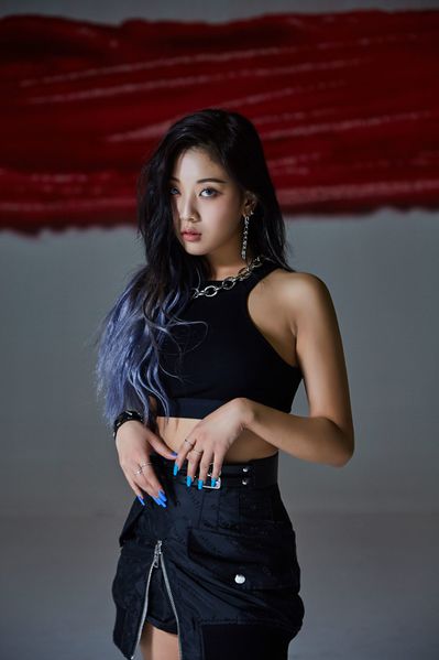 File:Seungyeon - ME promo2.jpg