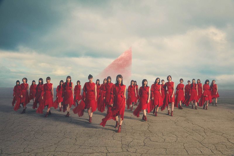 File:Sakurazaka46 - Nagaredama promo.jpg