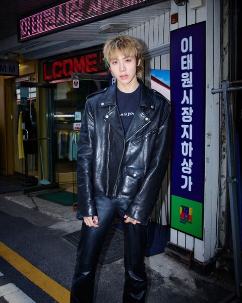 File:Woochan - FAMOUS promo.jpg