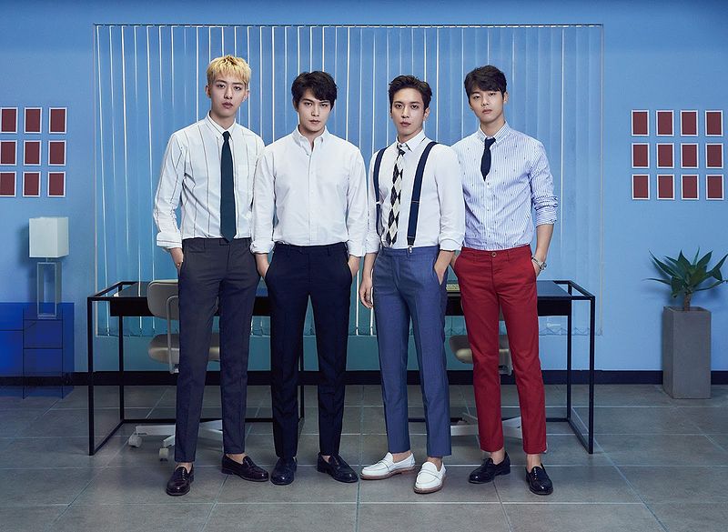 File:CNBLUE - SHAKE promo.jpg