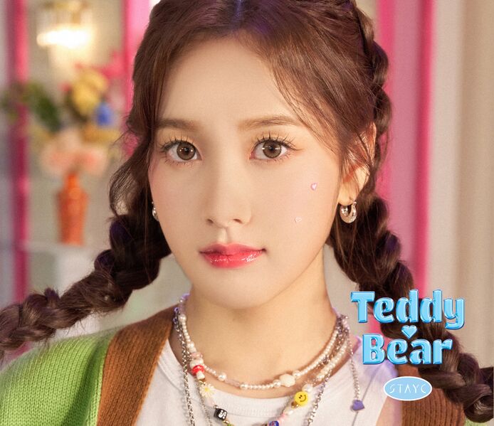 File:STAYC - Teddy Bear J.jpg