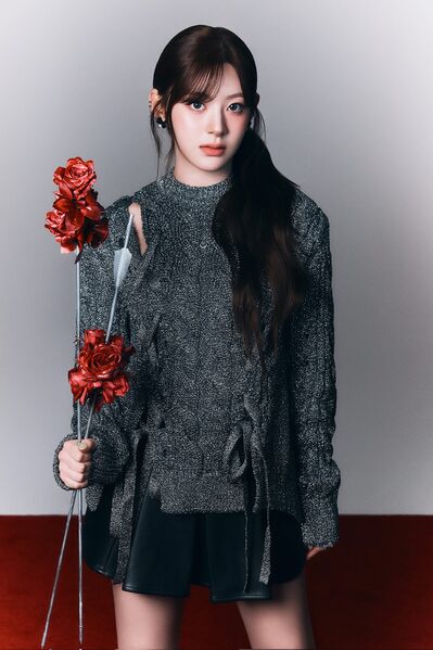 File:Seeun - Lover, Killer promo.jpg