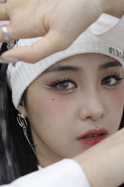 File:Lola - TEMPTATION promo.jpg