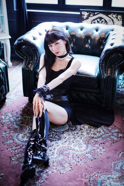 File:Seoyoon - Flamingo promo.jpg