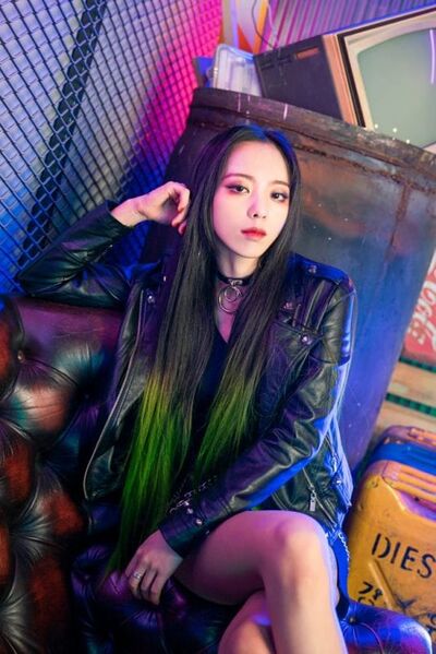 File:Areum - Blaze promo.jpg