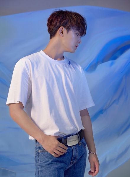File:Mingyu - HIT promo.jpg