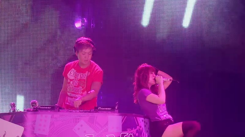 File:DJ TORA Hamasaki Ayumi.jpg