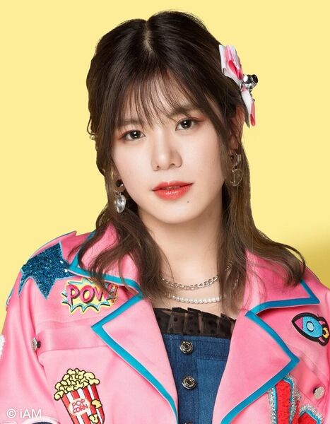 File:BNK48 Wee 2020-2.jpg