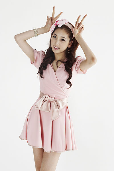 File:Bun Hong.jpg