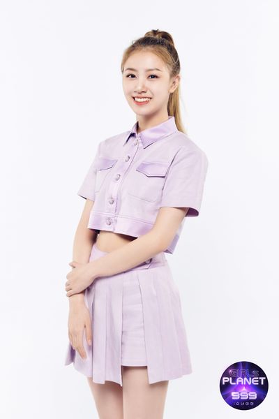 File:Chien Tzuling - Girls Planet 999 promo.jpg