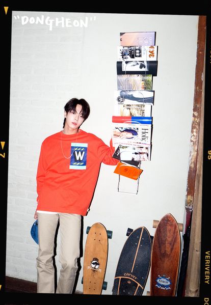 File:Dongheon - VERI-US promo.jpg